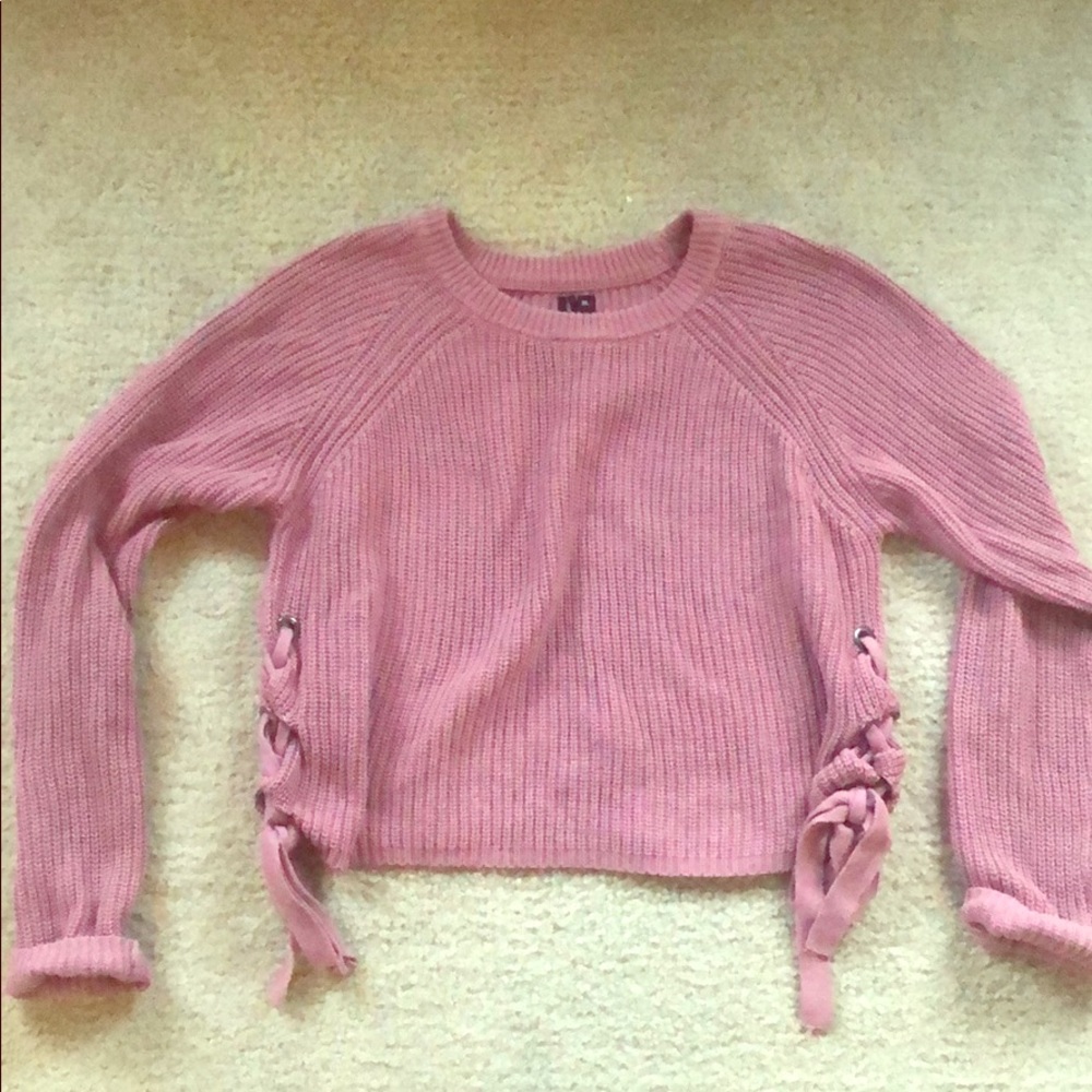 Pink side-tie crew neck sweater